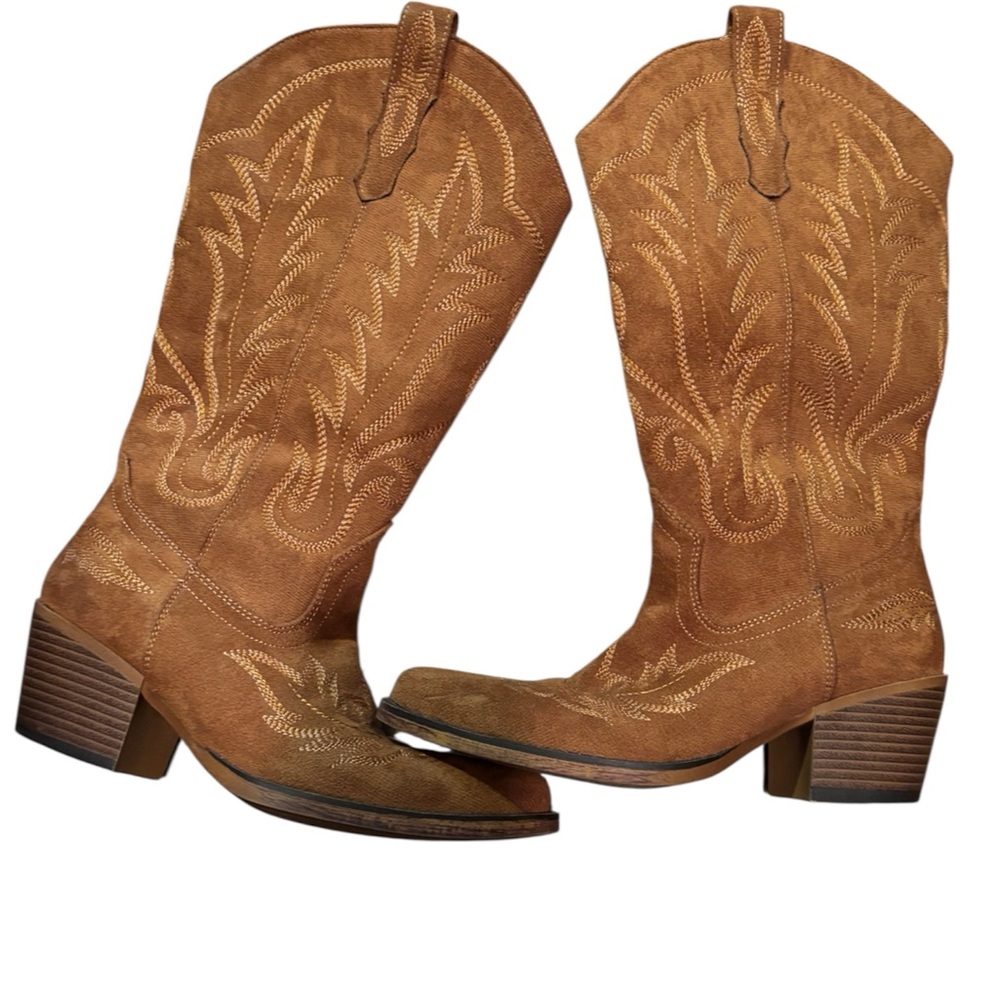Women's Tan Suede Western Heeled Boots